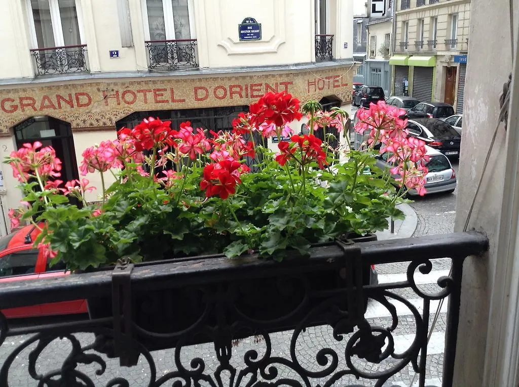 شقة Rue Veron باريس